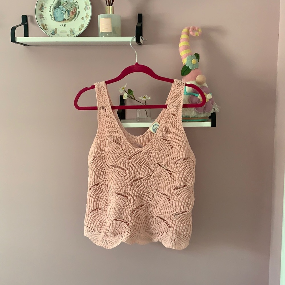 NWT Francesca’s baby pink crochet tank top